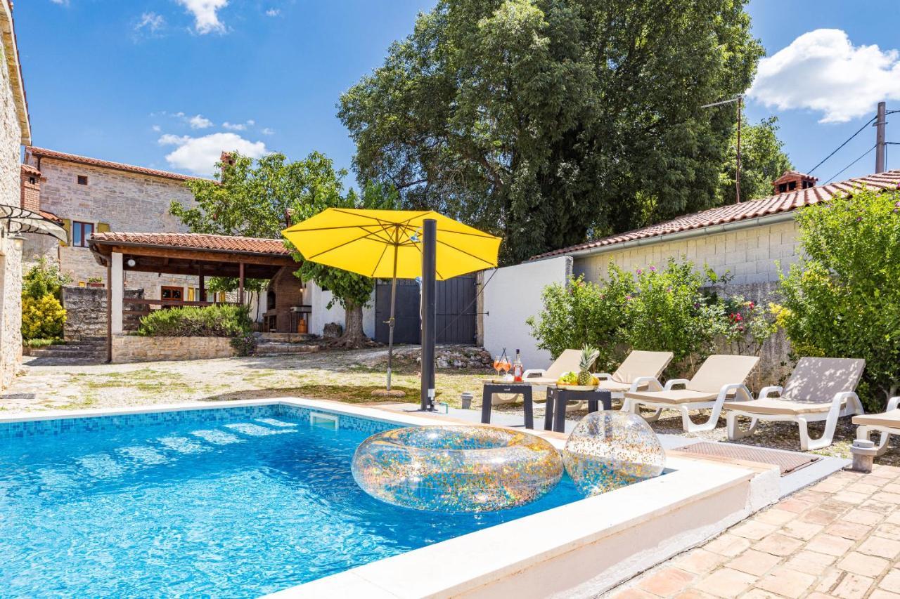 Villa Laura Barban Esterno foto